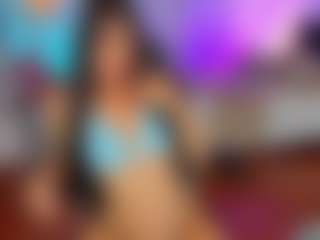 Live cam show with Sara Evans - Facial on realtime-chat