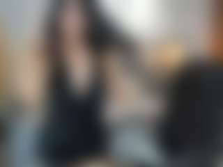 Sara Evans's Live Sex Cam Show