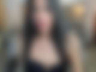 Sara Evans's Live Sex Cam Show