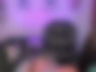 Sara Evans's Live Sex Cam Show
