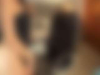 Sara Evans's Live Sex Cam Show
