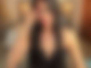 Live cam show with Sara Evans - Drinking on camwithhim.com