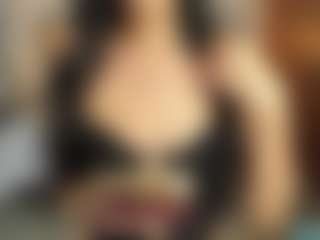 Sara Evans's Live Sex Cam Show