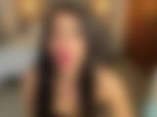 Live cam show with Sara Evans - Fingering on Camsoda