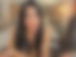 Live cam show with Sara Evans - Fingering on AdultVida.com