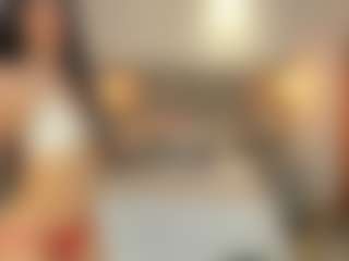 Live cam show with Sara Evans - Facial on Camming Site