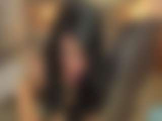 Sara Evans's Live Sex Cam Show