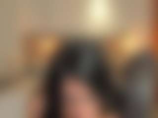 Live cam show with Sara Evans - Muscle on Camsoda