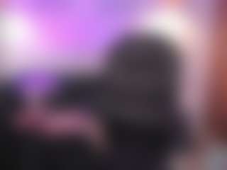 Sara Evans's Live Sex Cam Show