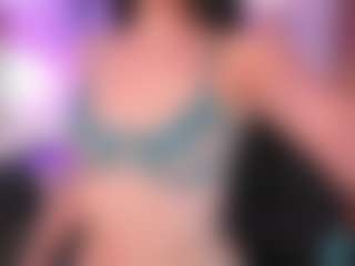Sara Evans's Live Sex Cam Show