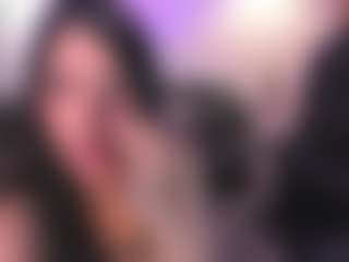 Live cam show with Sara Evans - Facial on Camsoda
