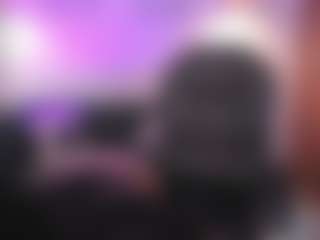 Sara Evans's Live Sex Cam Show