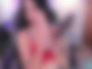 Live cam show with Sara Evans - Facial on Camsoda