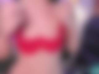 Live cam show with Sara Evans - Facial on Camsoda