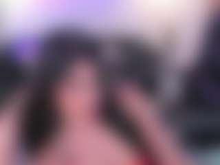 Live cam show with Sara Evans - Tease on Camsoda