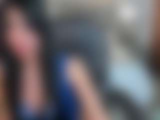 Live cam show with Sara Evans - Teen (18+) on Camsoda