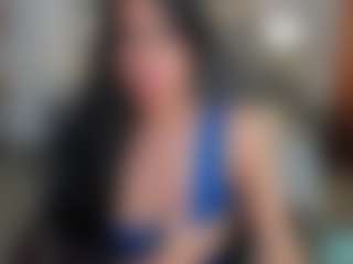 Live cam show with Sara Evans - Oil on crypto-cams