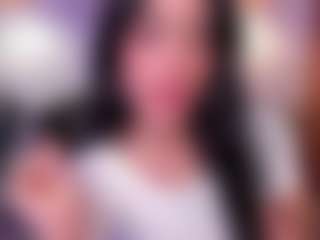 Live cam show with Sara Evans - Smoking on Camsoda