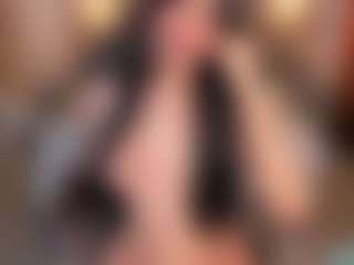 Sara Evans's Live Sex Cam Show