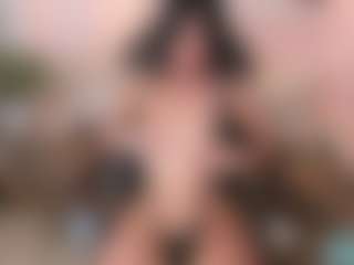 Sara Evans's Live Sex Cam Show