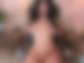 Sara Evans's Live Sex Cam Show