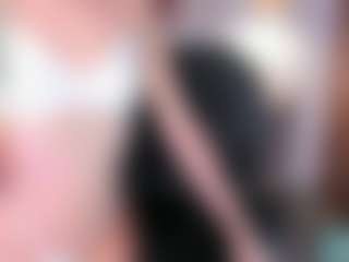 Sara Evans's Live Sex Cam Show
