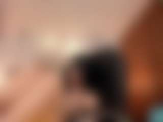 Sara Evans's Live Sex Cam Show