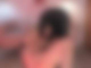 Live cam show with Sara Evans - Ahegao on friskycurves.com