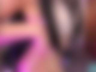 Sara Evans's Live Sex Cam Show