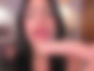 Live cam show with Sara Evans - Facial on Camsoda
