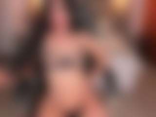 Sara Evans's Live Sex Cam Show