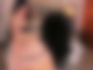 Sara Evans's Live Sex Cam Show