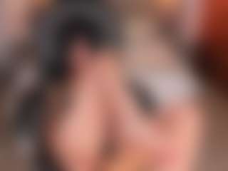 Sara Evans's Live Sex Cam Show