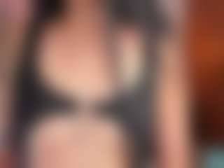 Sara Evans's Live Sex Cam Show