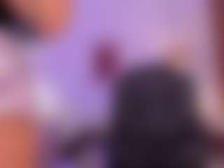 Live cam show with Sara Evans - Facial on SinfulBabes