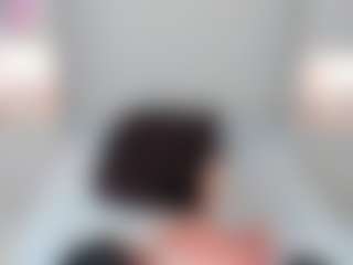 Live cam show with TRISHA - Ebony on 1on1-livenow | colombia