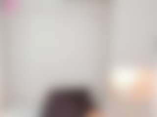 Live cam show with TRISHA - Small Tits on xDating