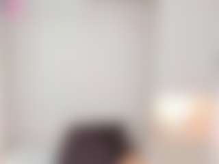 Live cam show with TRISHA - Teen (18+) on xDating