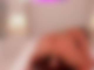 Live cam show with TRISHA - Small Tits on SquirtSoMuch
