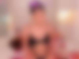 Live cam show with TRISHA - Joi on studioflirtlive.com
