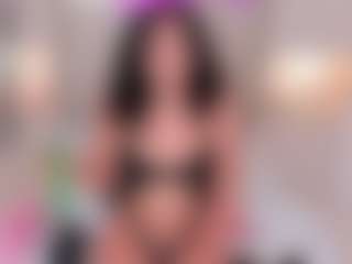 Live cam show with TRISHA - Ass Bouncing on Strip Flash - Live Sex Shows