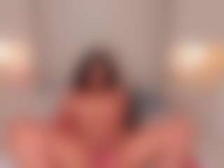 Live cam show with TRISHA - Ebony on livesuperchat.net