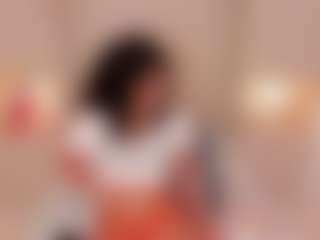 Live cam show with TRISHA - Public Ebony on studioflirtlive.com