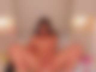Live cam show with TRISHA - BBW Squirt on AdultVida.com