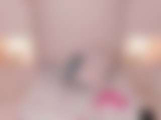 Live cam show with TRISHA - Small Tits on Camiplay Live