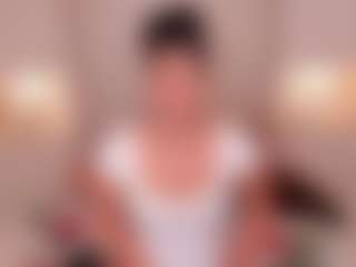 Live cam show with TRISHA - Brown Eyes Ebony on Milfs Live