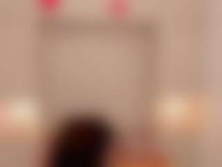 Live cam show with TRISHA - Athletic Ebony on Camsoda