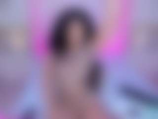 Live cam show with TRISHA - Natural on xblisslive.com