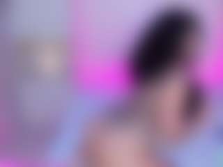 Live cam show with TRISHA - Blonde Hair Curvy on xheatlive.com