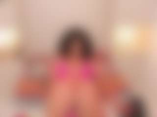 Live cam show with TRISHA - Ebony Teen (18+) on Milfs Live